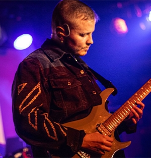 Kiesel Guitars Artist RJ Pasin