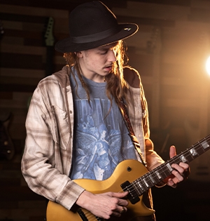 Kiesel Guitars Artist Taj Farrant