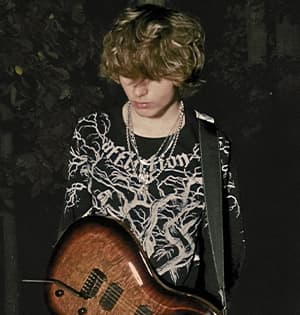 Kiesel Guitars Artist Davin Glover