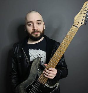 Kiesel Guitars Artist Chainbrain