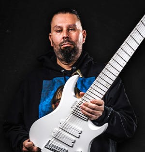 Kiesel Guitars Artist Stephen Carpenter