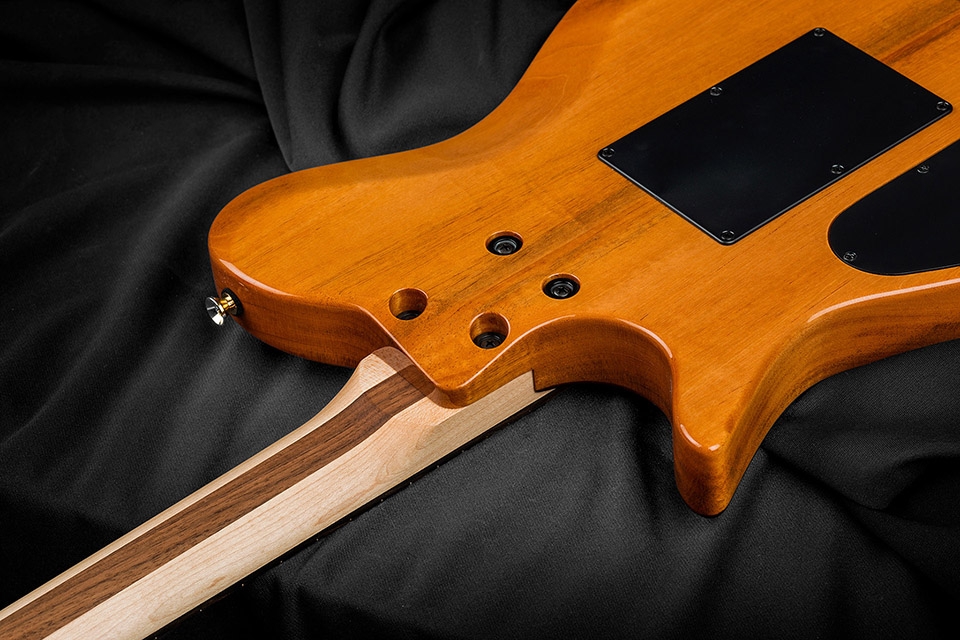 Kiesel Guitars Zeus Z6 Neck Heel, alder body, 3 piece maple neck with walnut stripe